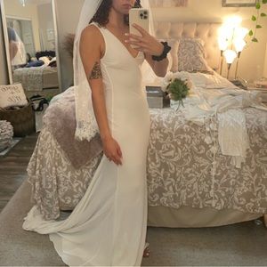 Brand new wedding dress
